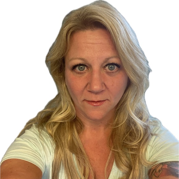 Meet your Posher, Michelle - Picture 4 of 4